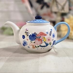Disney Alice In Wonderland Paradise Garden Ceramic Teapot Flowers Mushrooms NEW